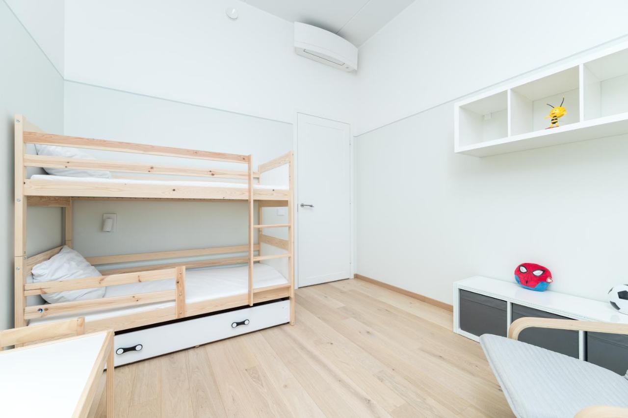 Brand New 2bdroom Free Parking *